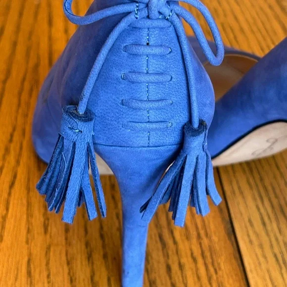 Jessica Simpson Bright Blue/Periwinkle Leather Tassel Bow 4 1/4” Heels Size 8.5 - Picture 4 of 13